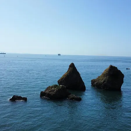 Due Su Due Vietri sul Mare